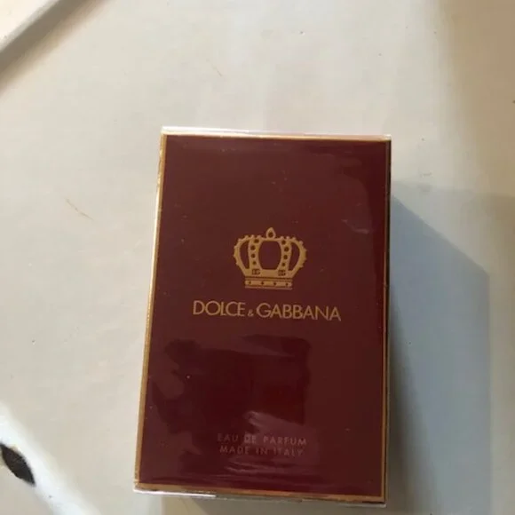 Q by Dolce & Gabbana NWT - Picture 1 of 4